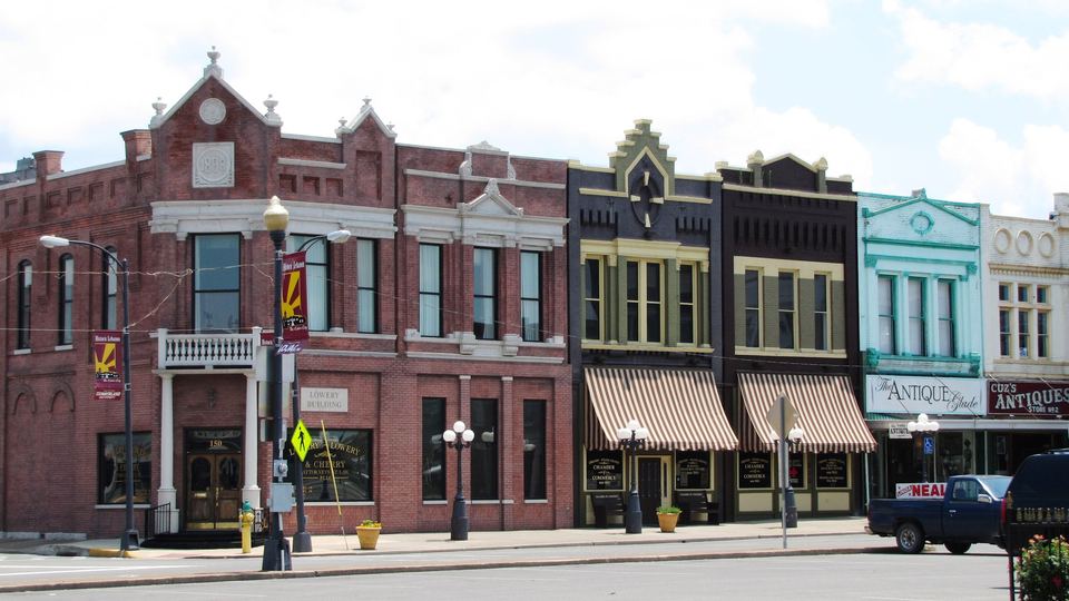 Restored Victorian storefronts on the public square in Lebanon, Tennessee